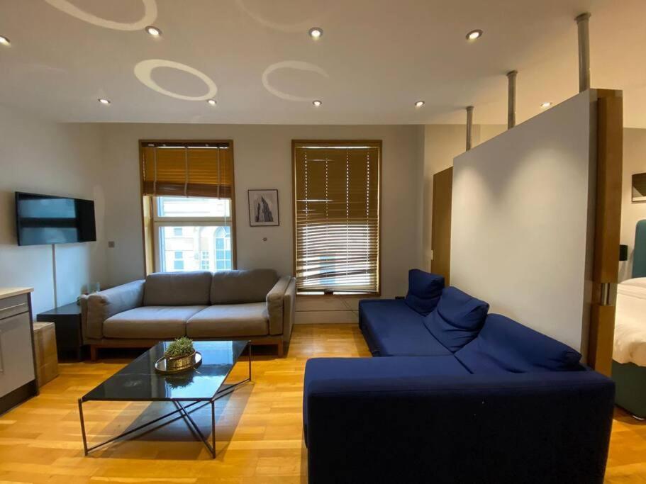 Apartmán Grand Living Near Piccadilly Cov11 Londýn Exteriér fotografie